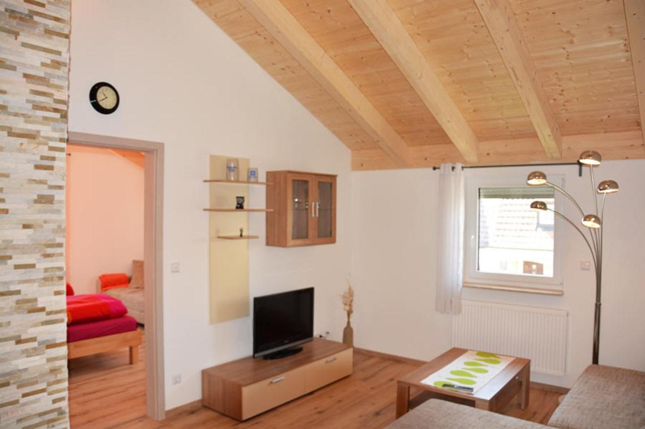Appartment Vogel Ferienwohnungen ツィルンドルフ エクステリア 写真